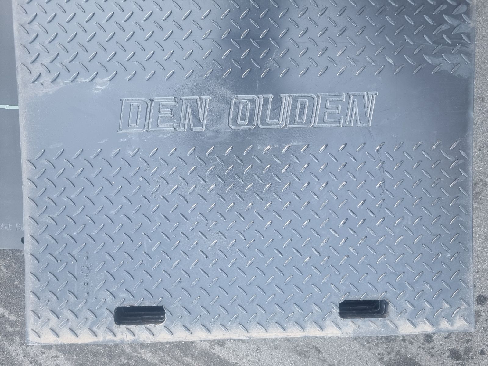 Engraving company name on a ground protection mat - photos 2